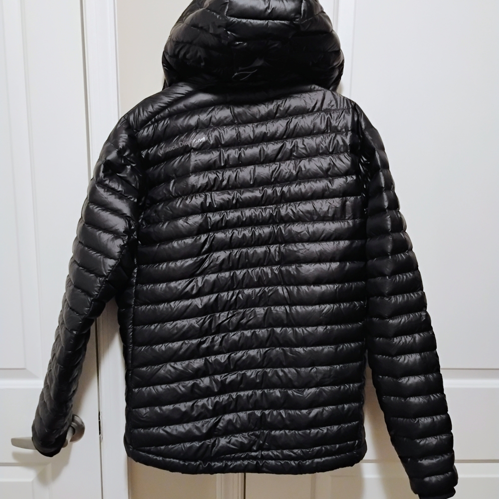 Black Diamond Quilted Black Puffer Jacket - Picture 2 of 13